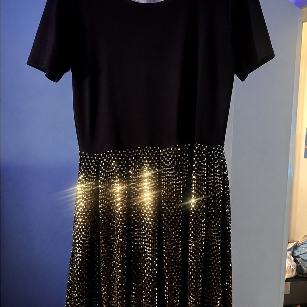 LuLaRoe Amelia Black and Gold Fit & Flare Dress with Pockets